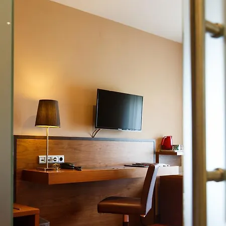 Hotel Salzburg Hotell 4*
